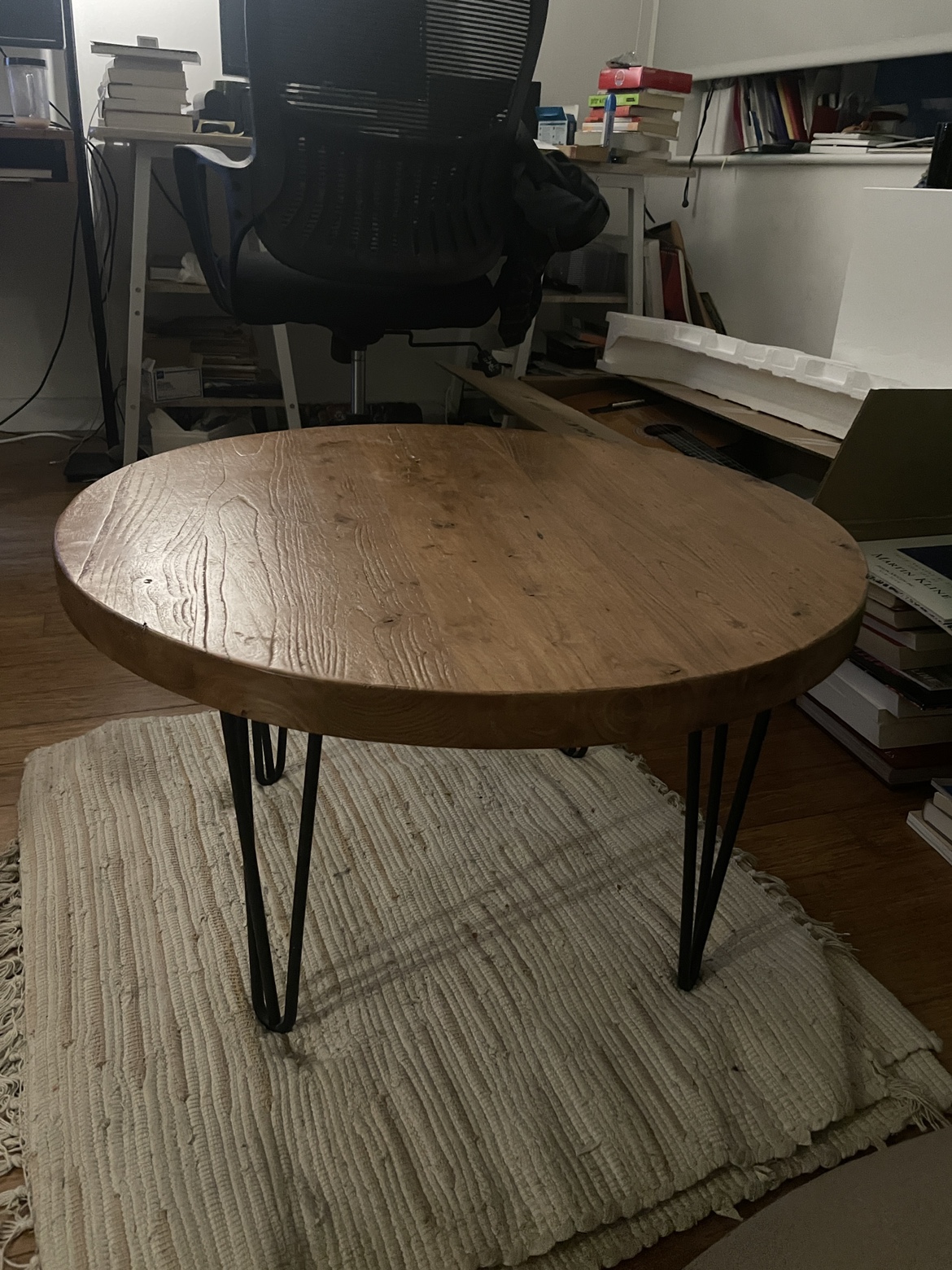 Round Wooden Coffee Table - photo 2