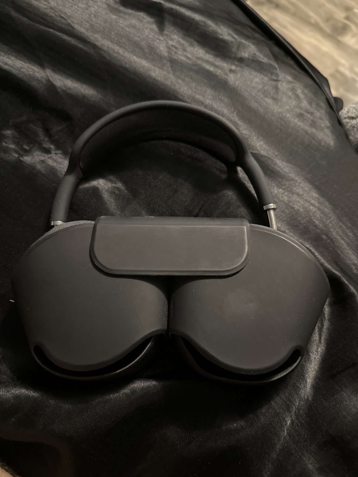 Apple AirPods Max Headphones