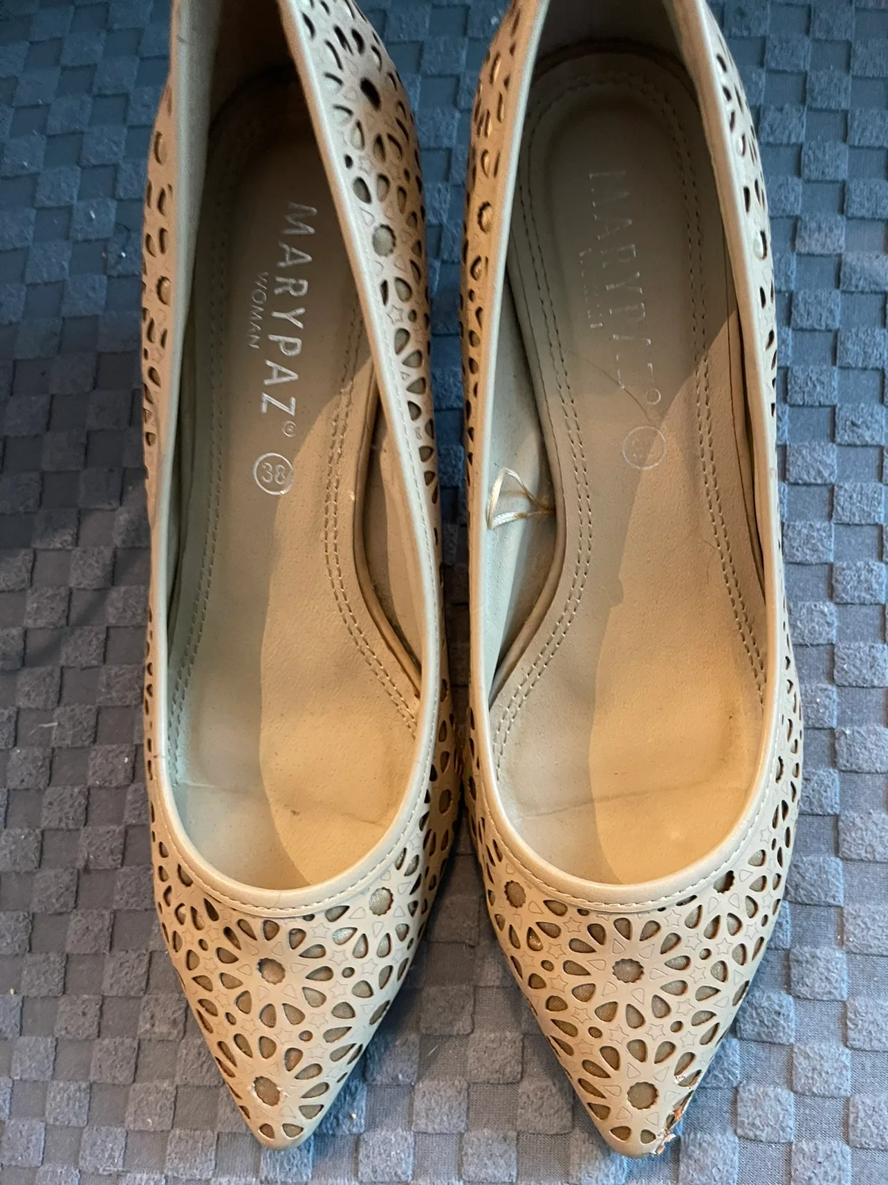 Marypaz Beige Heels Size 38 #freecycle image indicator(2)