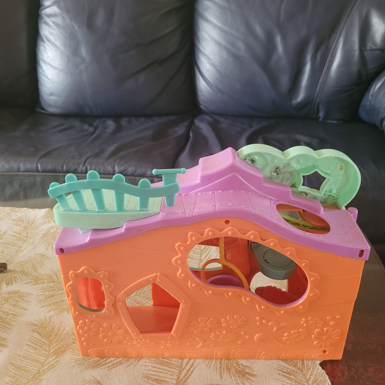 Littlest Pet Shop Treehouse Playset - photo 3