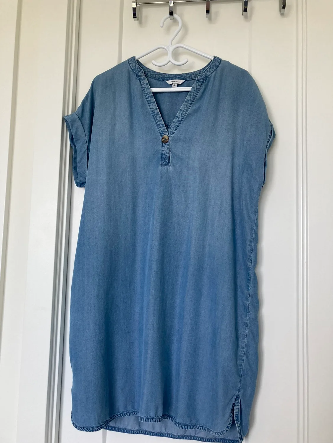 Women dress thumbnail