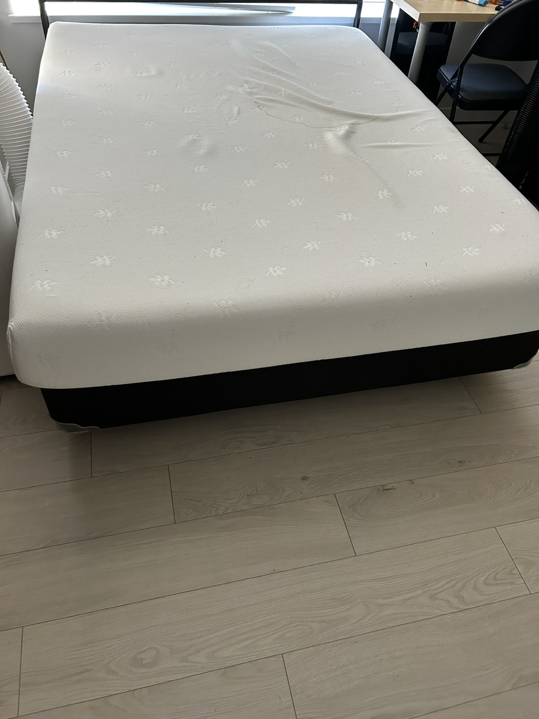 Queen size bed frame, box spring, mattress and headboard - photo 2