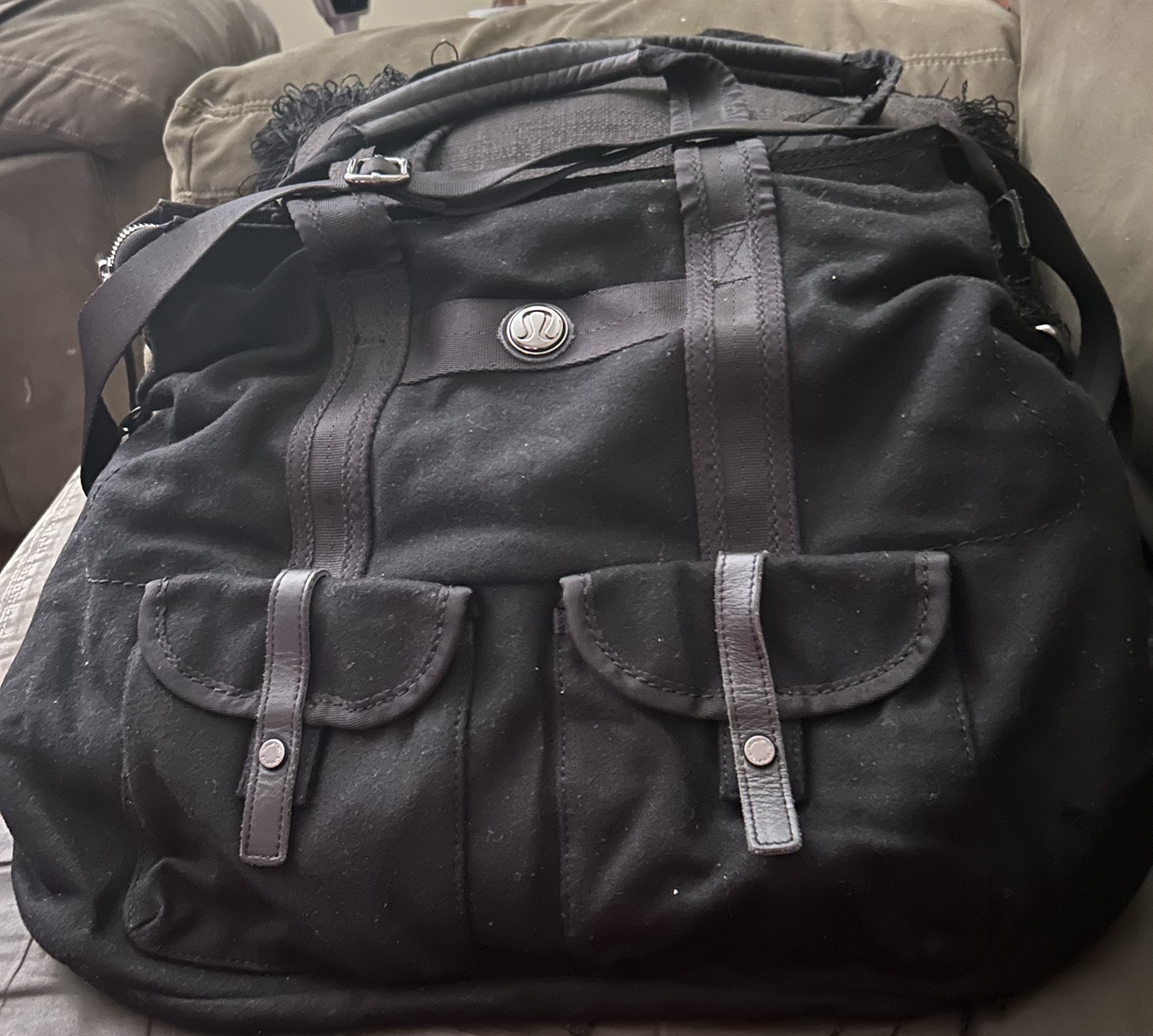 Lululemon Weekender Bag - photo 2