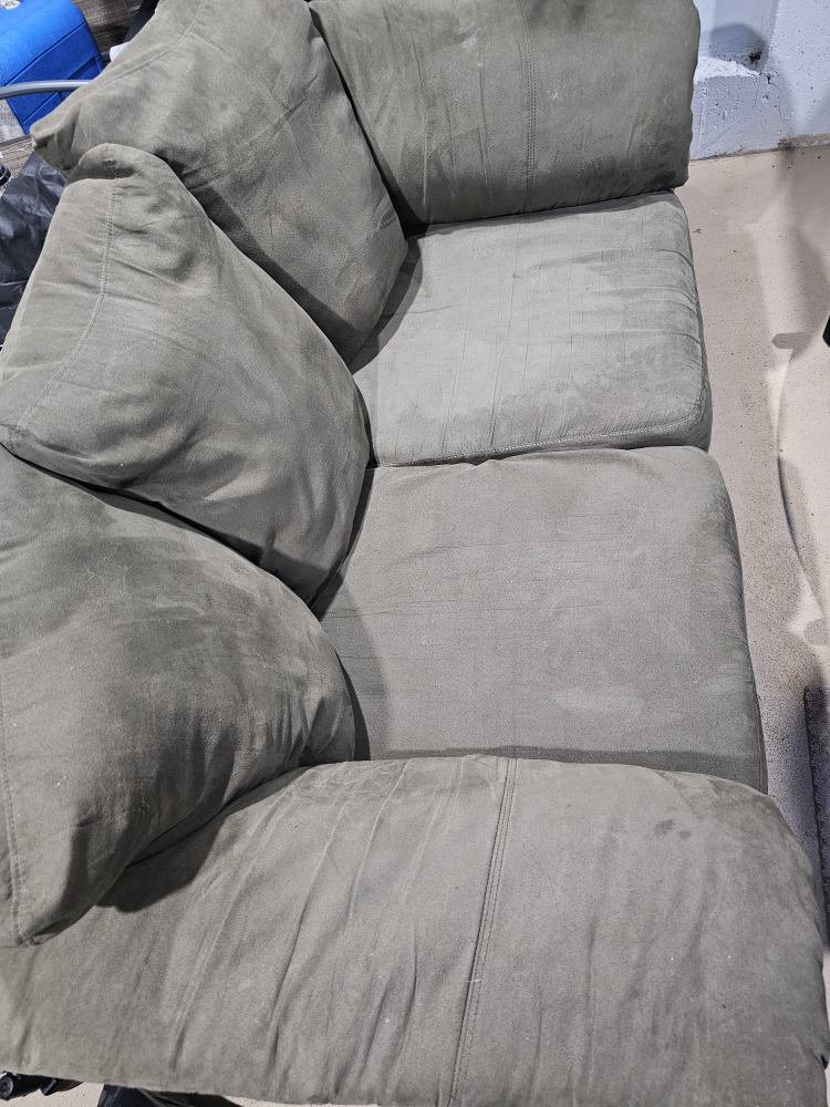 Green Love seat