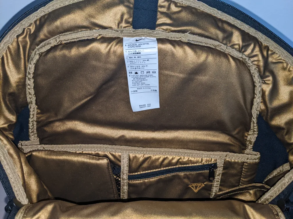 Nike LeBron James LBJ23 Backpack Sportswear Fashion Luggage image indicator(10)