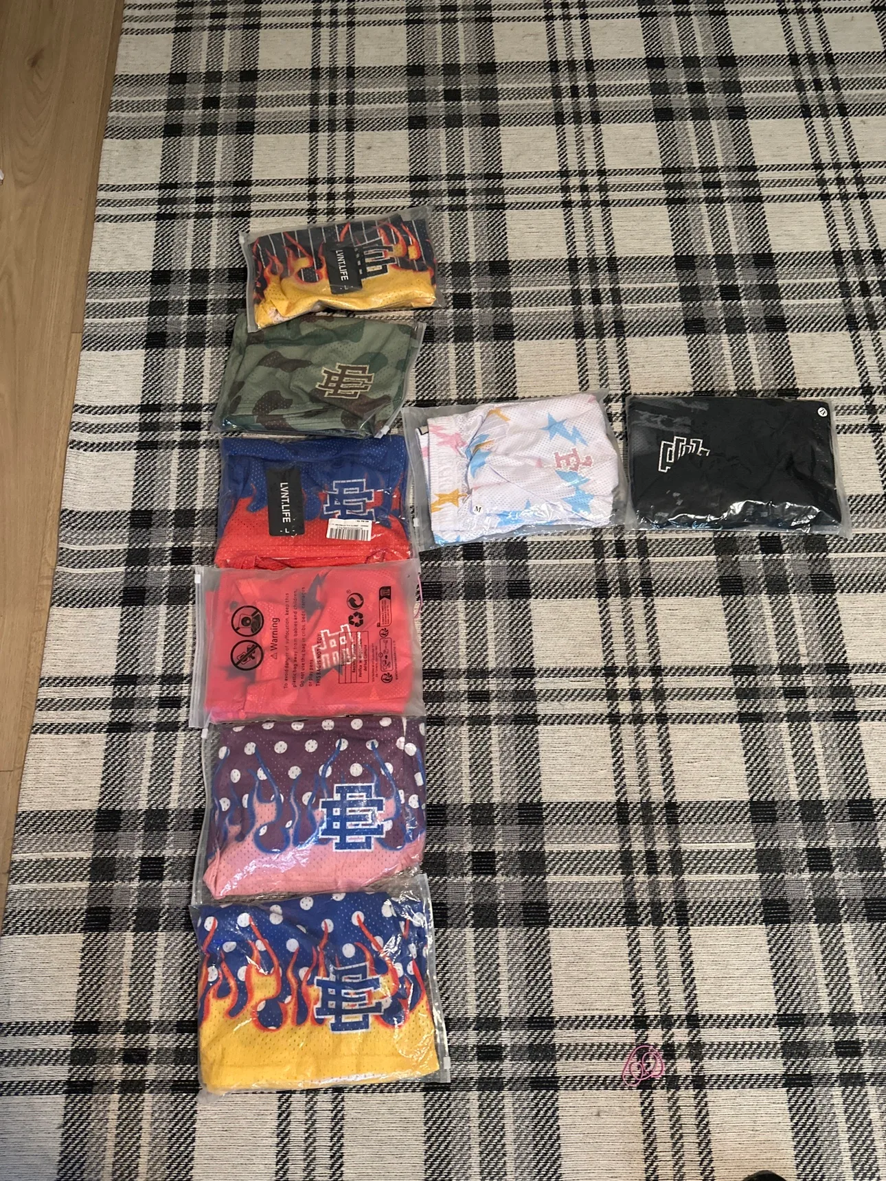 EE Shorts - 8 Pairs left thumbnail
