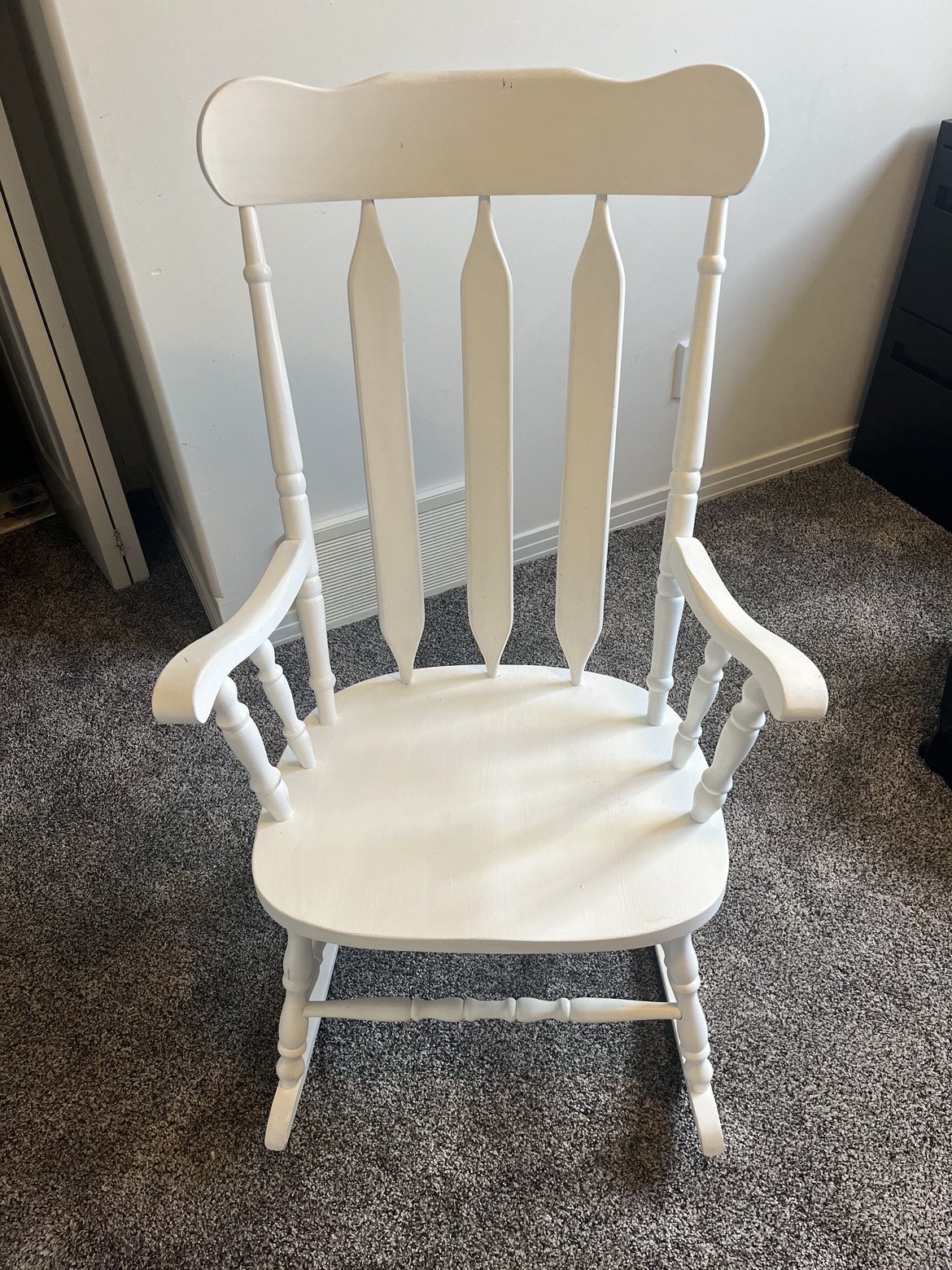 White Rocking Chair #freecycle