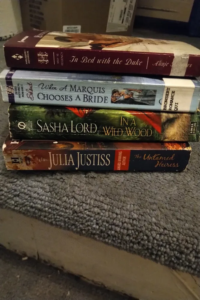 paperback romance novels #freecycle thumbnail