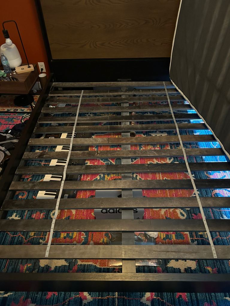 Queen Mattress and Bedframe - photo 3