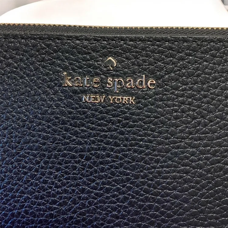 NEW kate spade Lucy Black Pebbled Leather Medium LZip Wristlet image indicator(4)