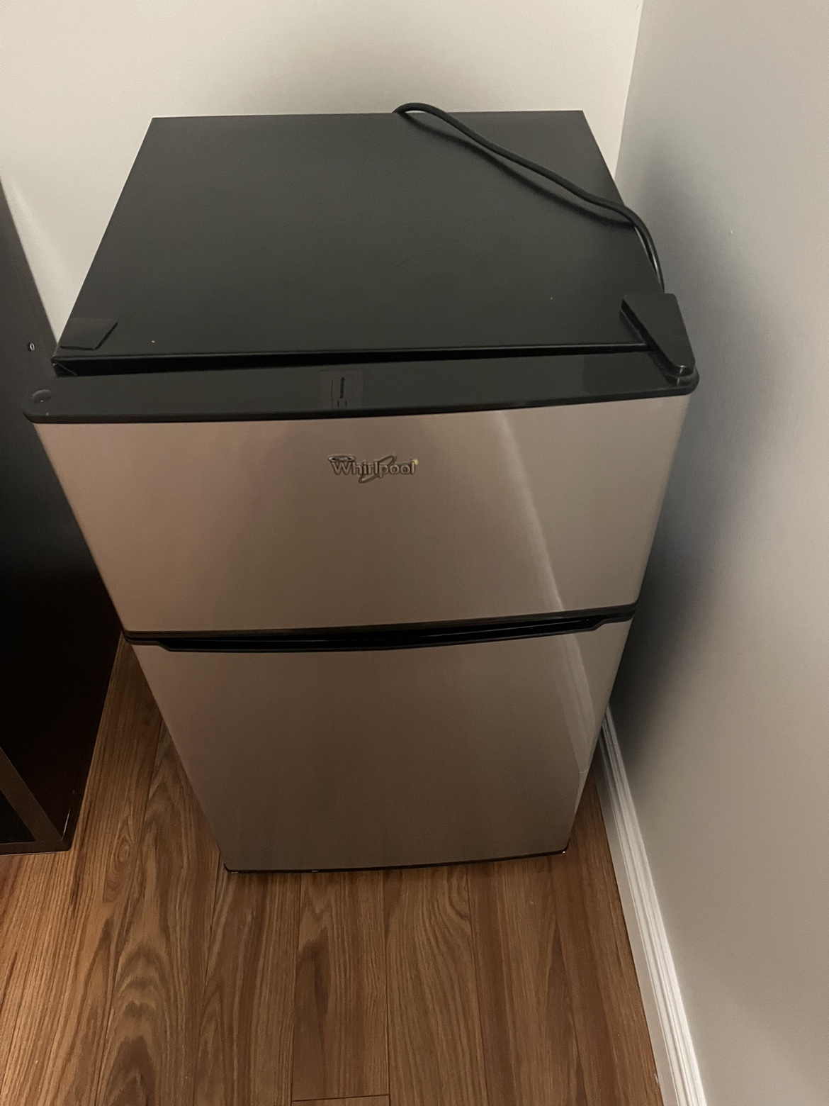 Whirlpool Mini Fridge