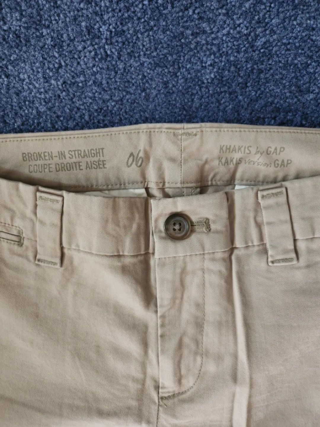 Khaki Gap Pants Size 6 image indicator(2)