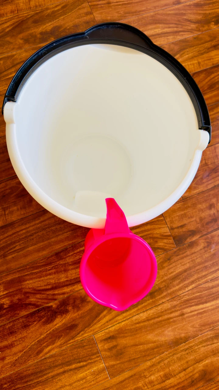 bucket and mug - photo 2
