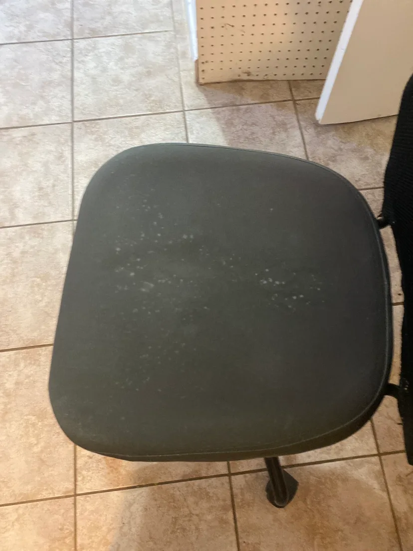 Office Chair image indicator(3)