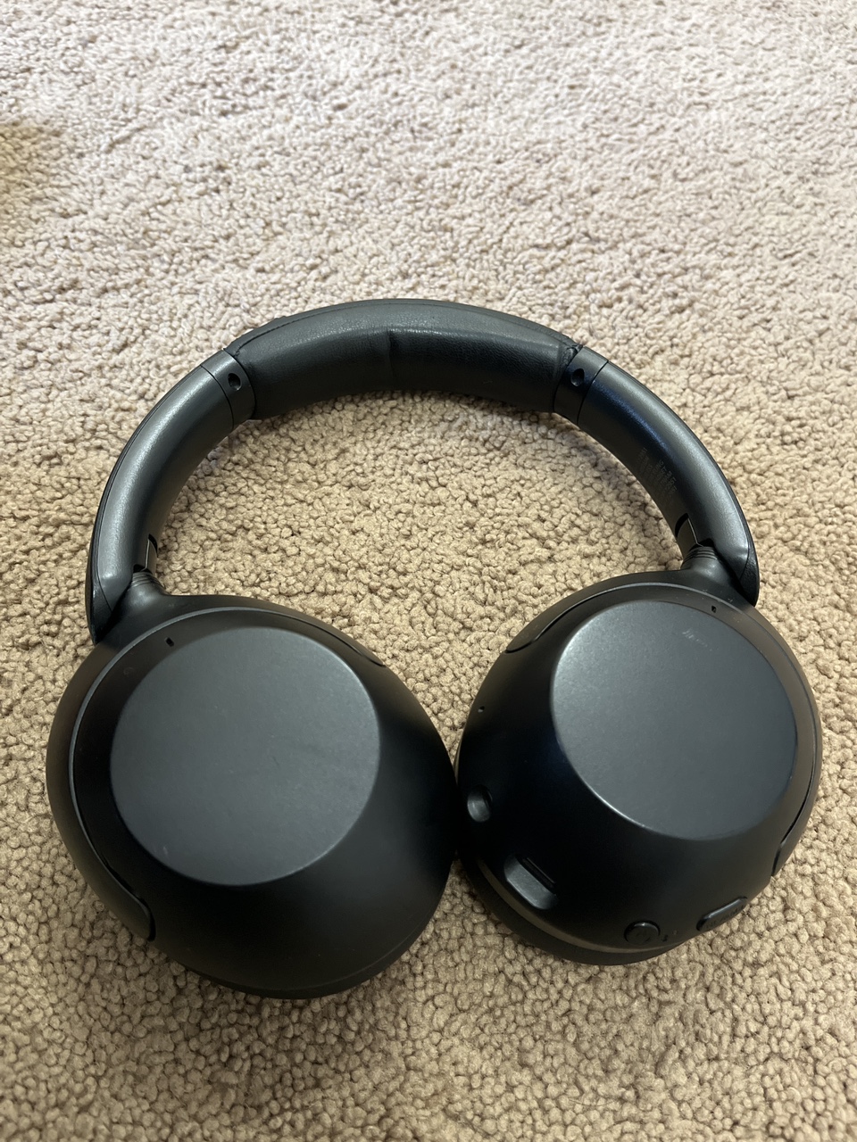 Sony WH series Noise Cancelling Headphones