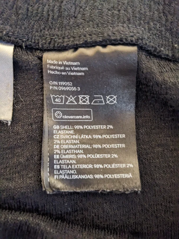 H&M Black Shorts image indicator(7)