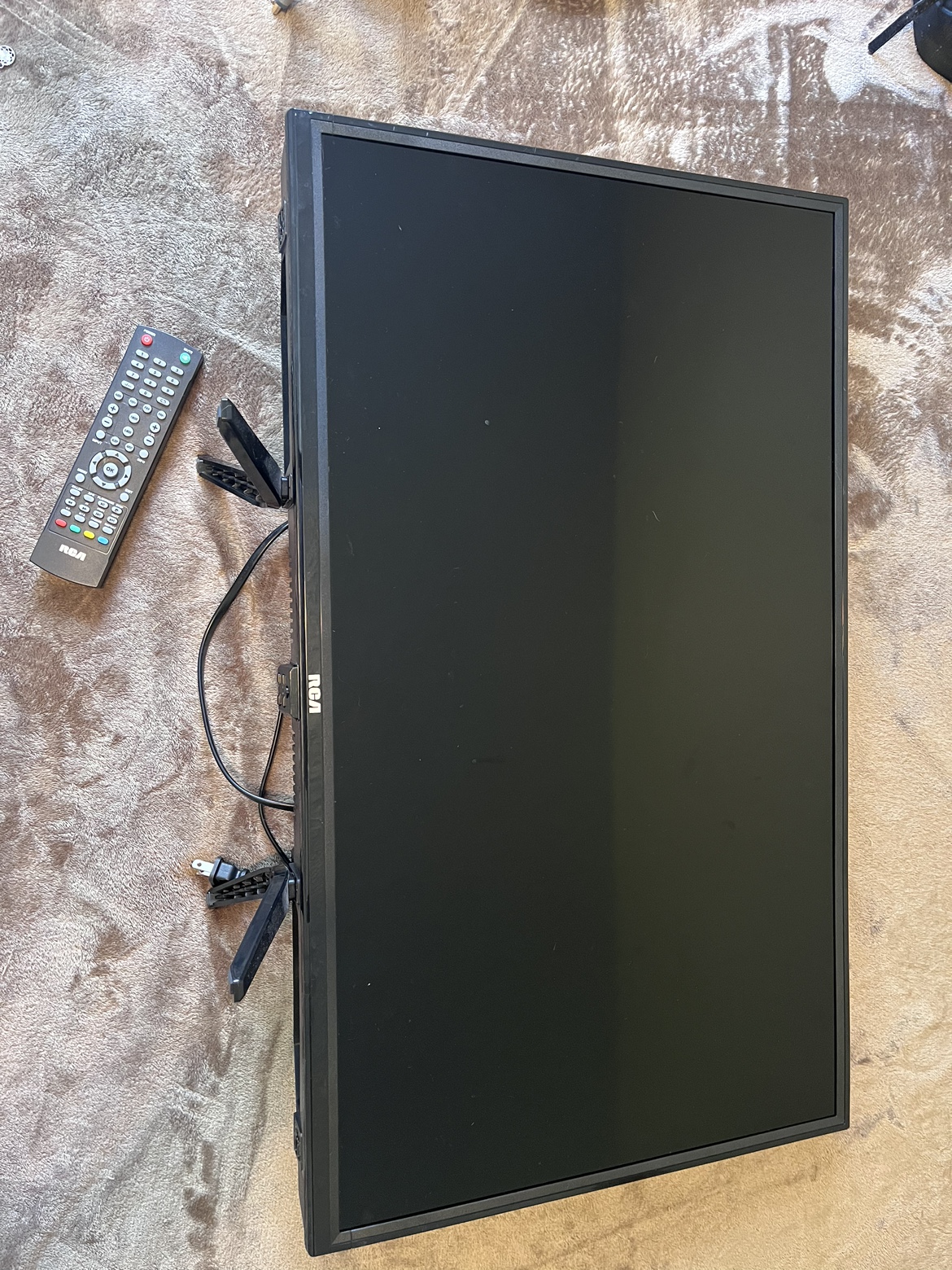 RCA 32" TV with Remote