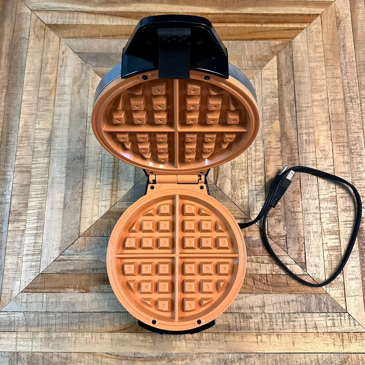Starfrit Copper Waffle Maker thumbnail