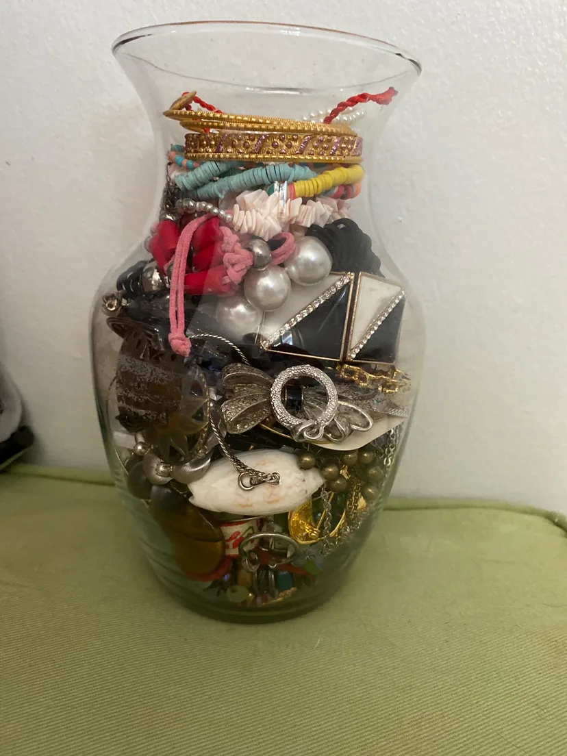 #freecycle mystery jewlery jar thumbnail
