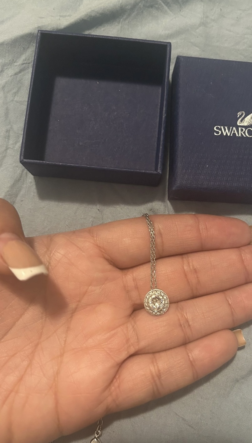 Swarovski Necklace - photo 2