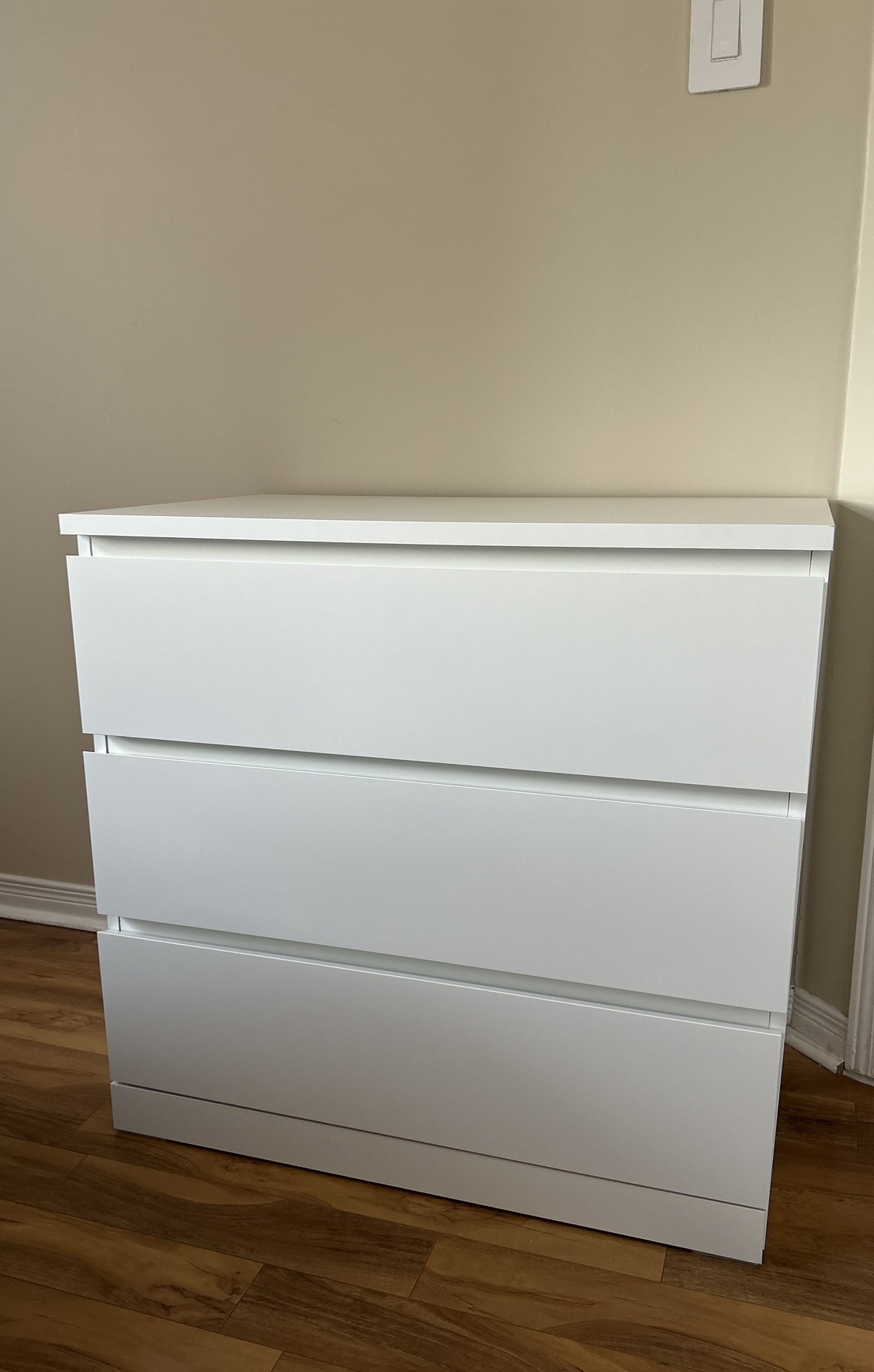 MALM IKEA 3-Drawer White Dresser - photo 3