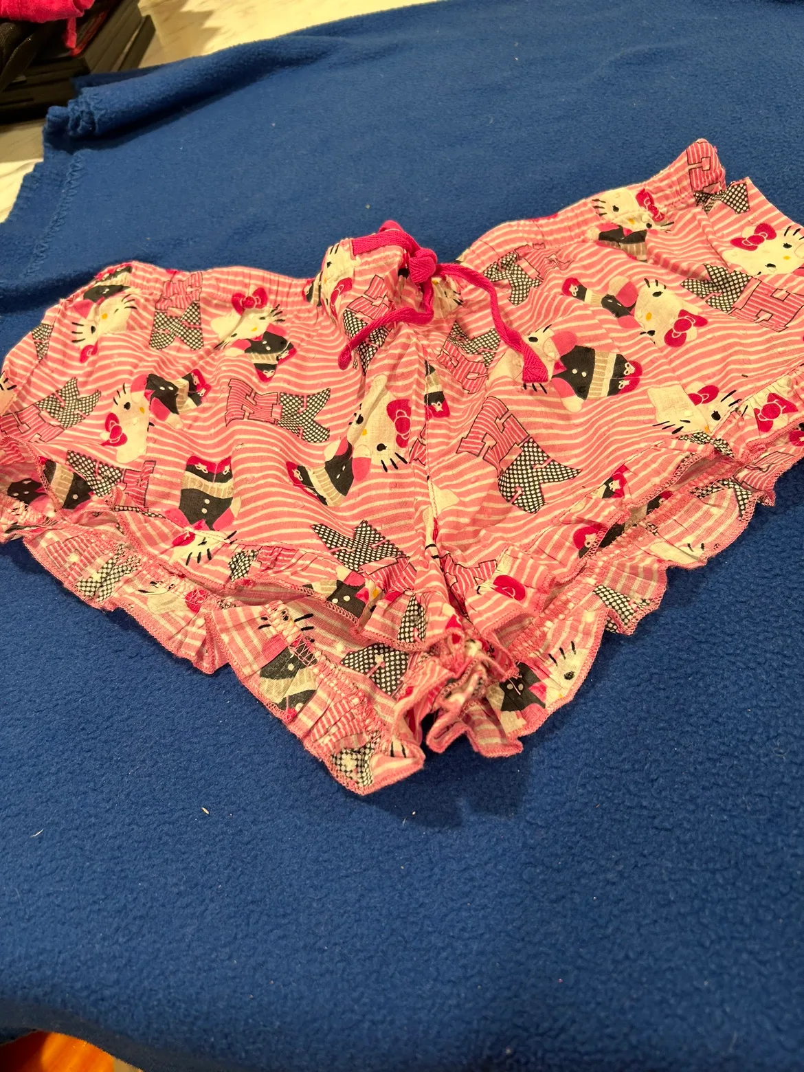 #Freecycle Hello Kitty Pajama Shorts thumbnail