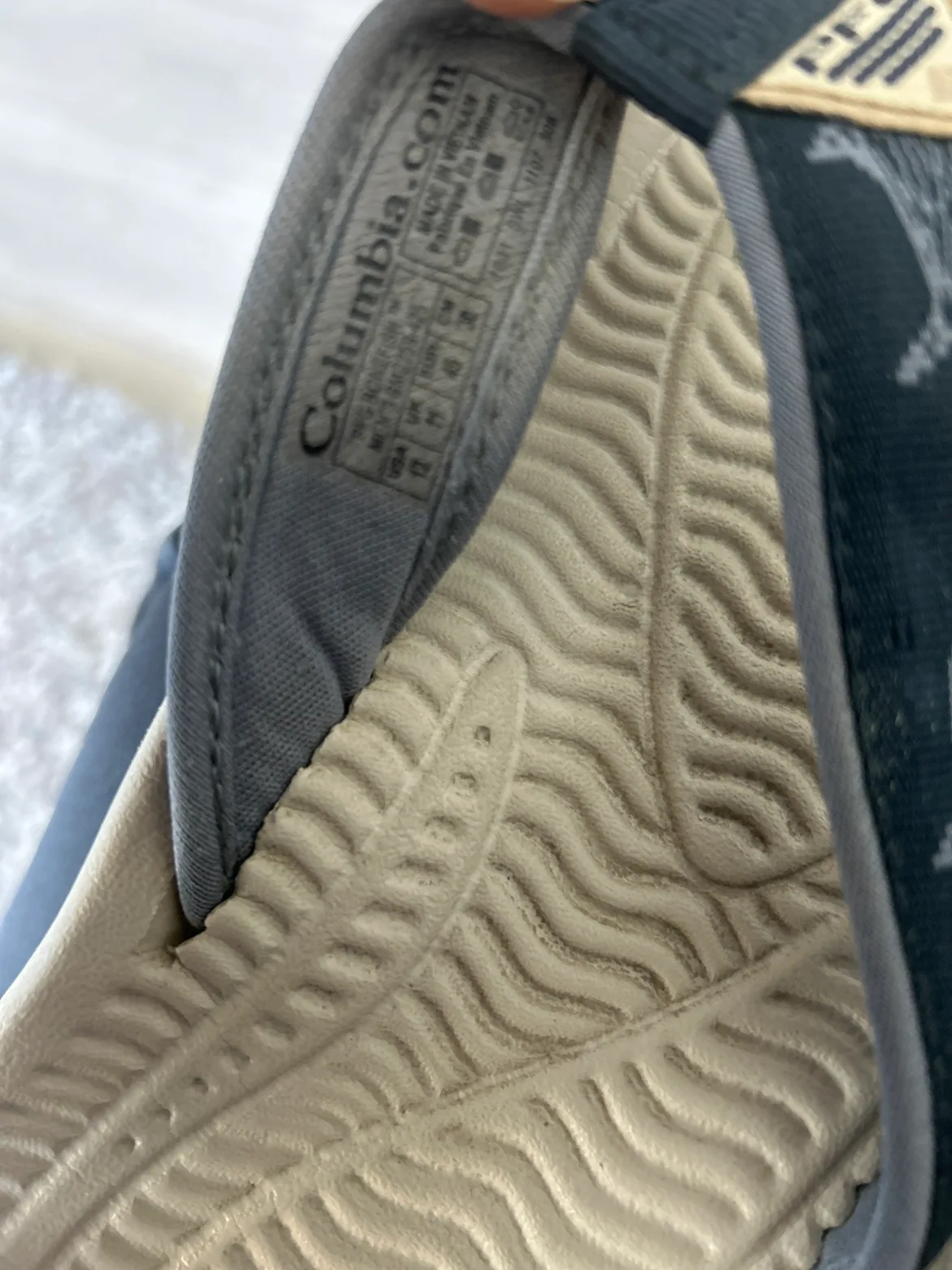 Columbia Men's Flip Flops image indicator(3)