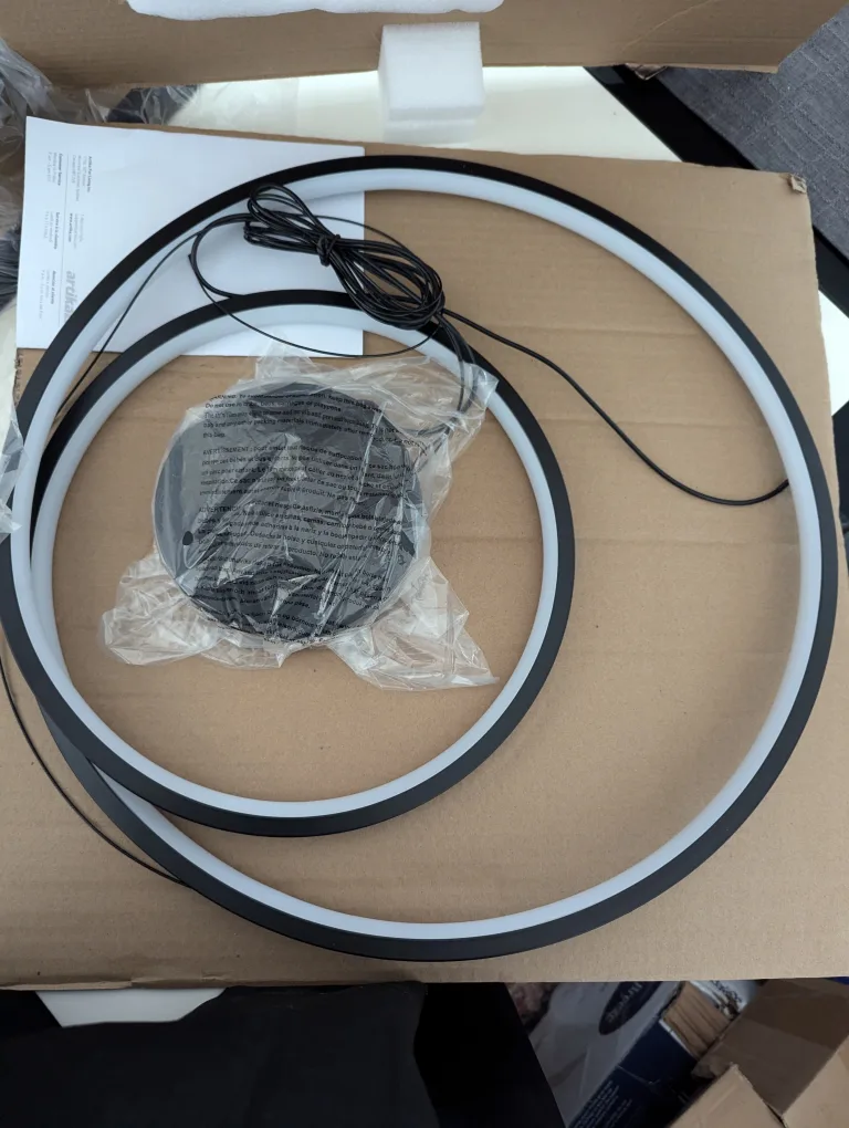 Artiika Salto LED Pendant Light image indicator(2)