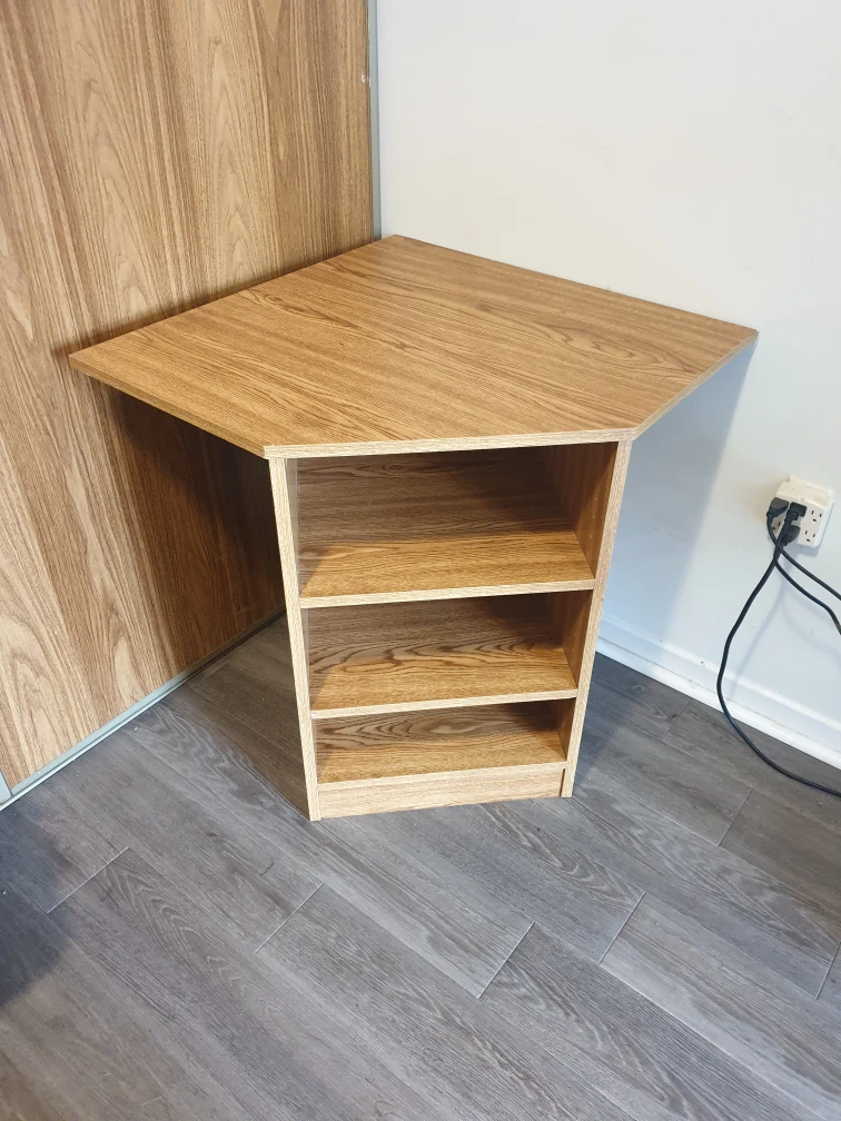 Corner Desk