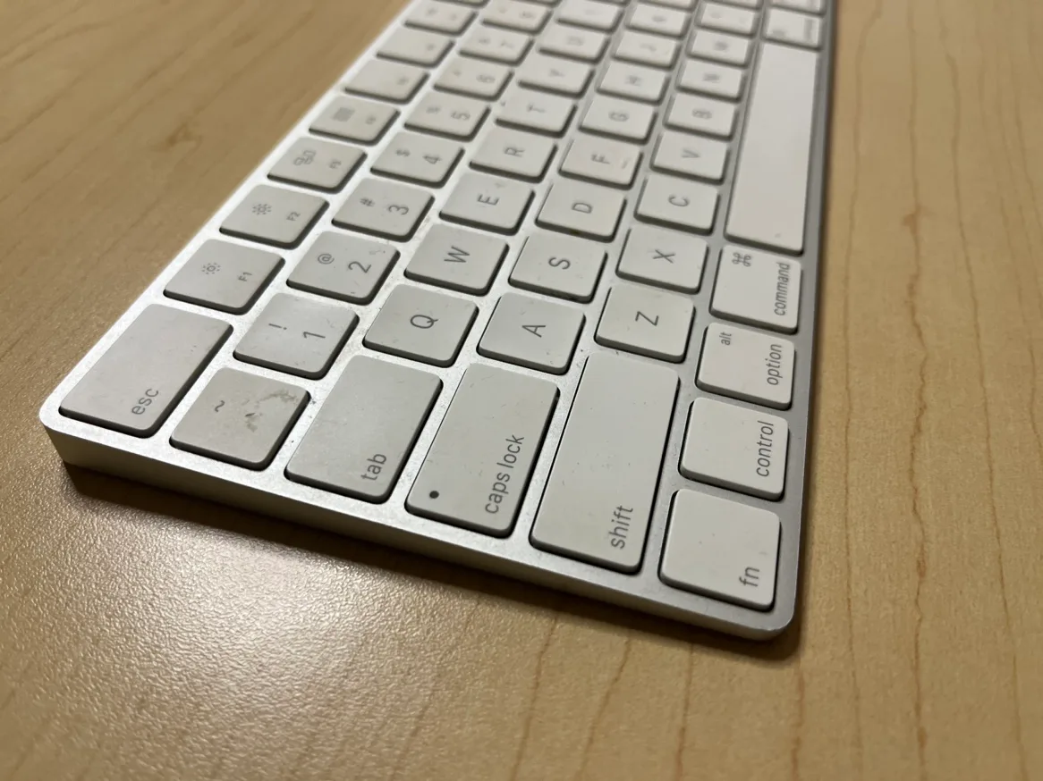Apple Wireless Keyboard and Mouse image indicator(3)