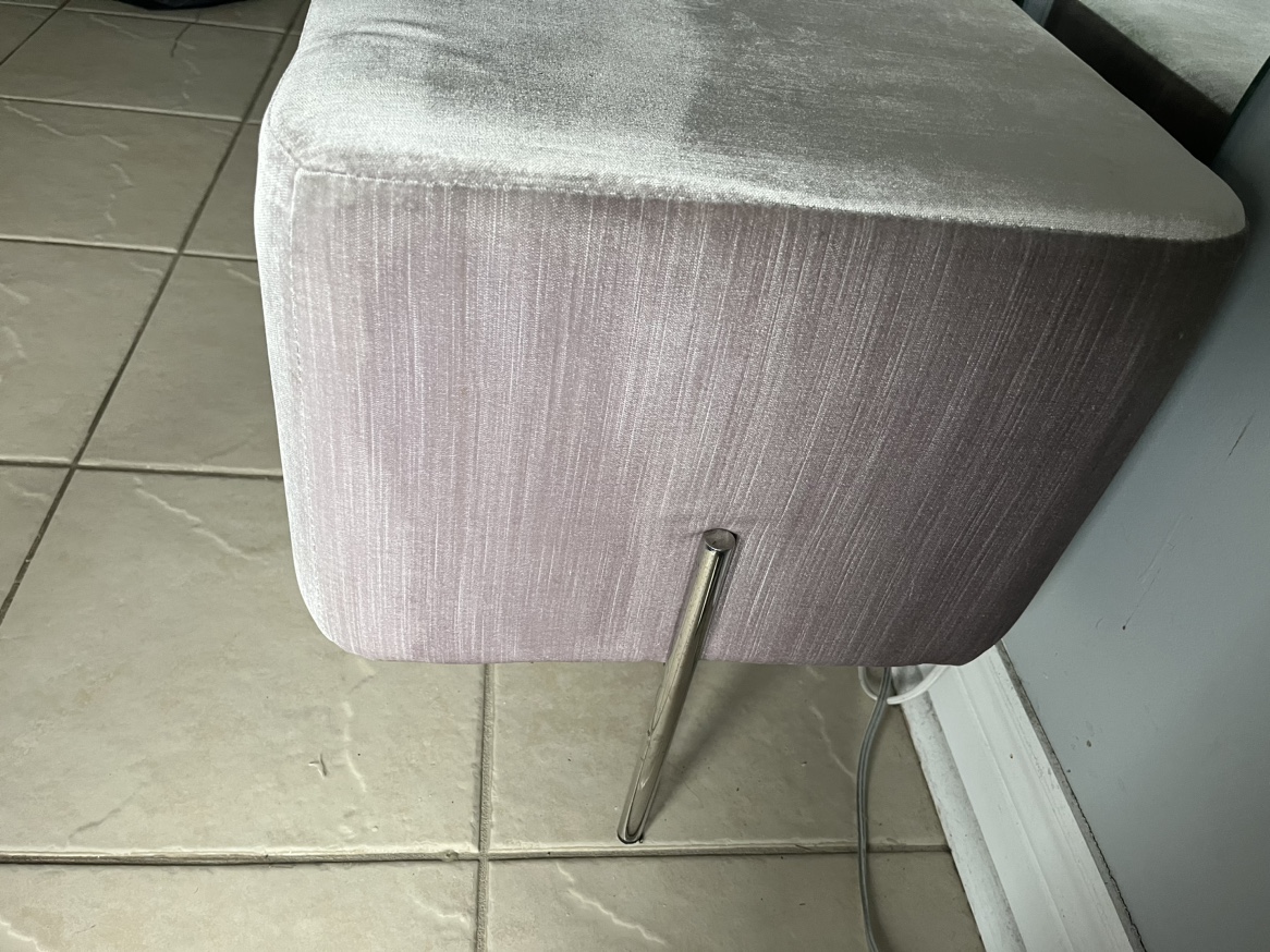 Bench - photo 3