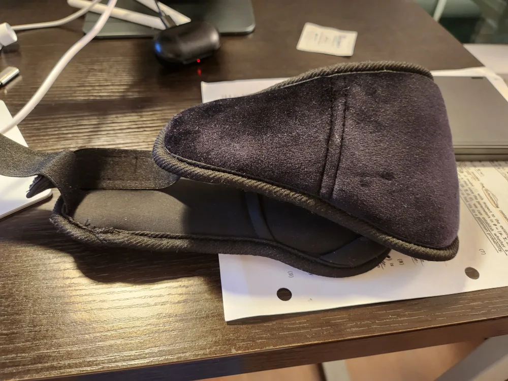 eyepatch + earphone image indicator(2)