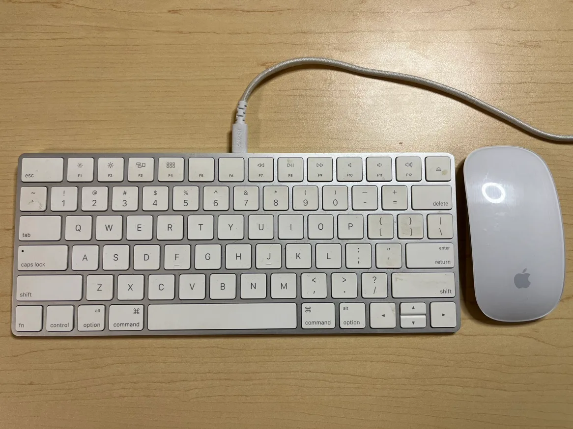 Apple Wireless Keyboard and Mouse image indicator(6)