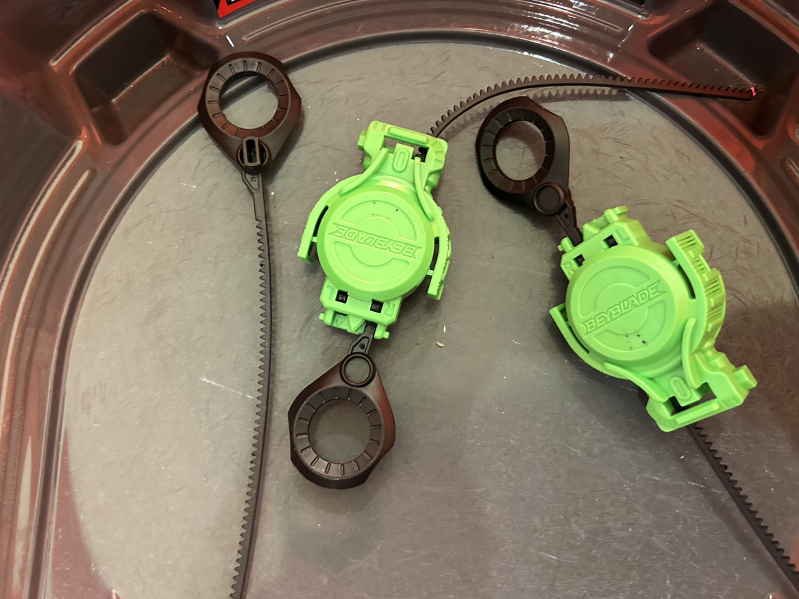 Beyblade Burst Turbo - photo 4
