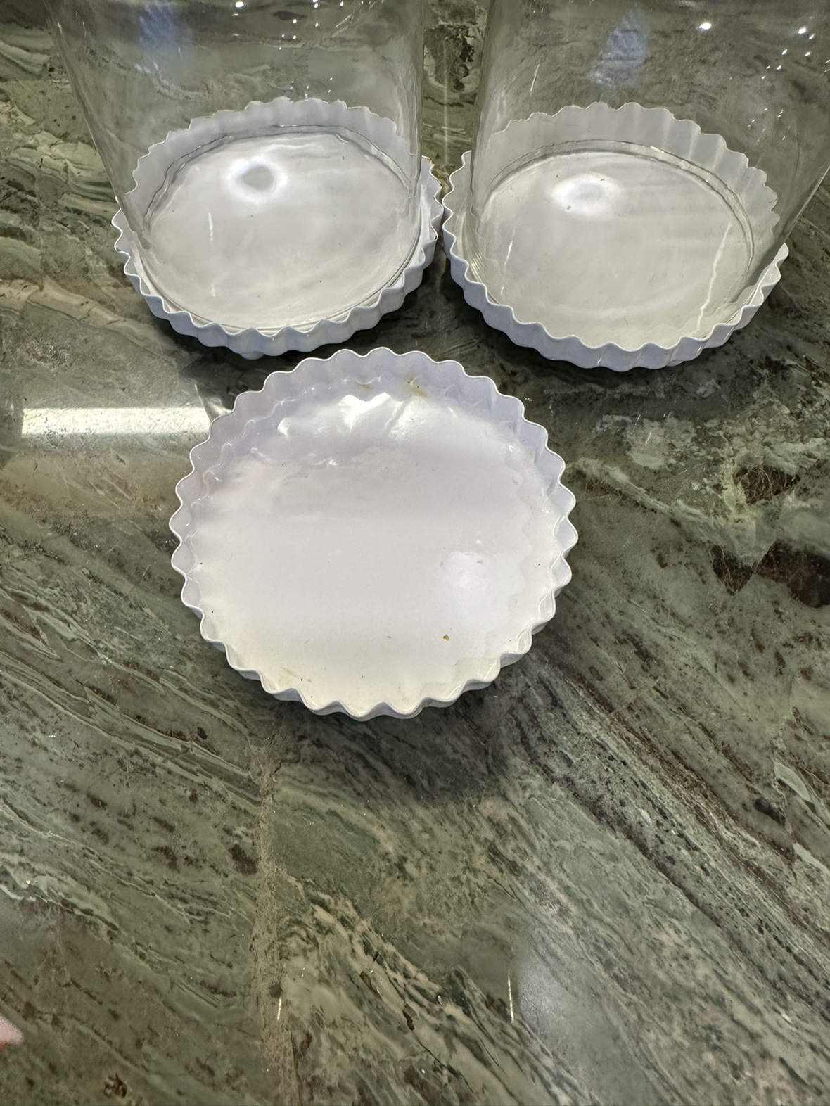 Set of 3 Glass Cloches - photo 4