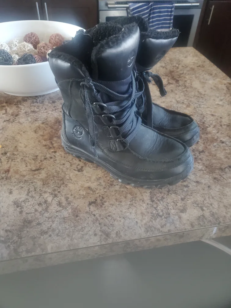 Timberland Boots size 4 thumbnail
