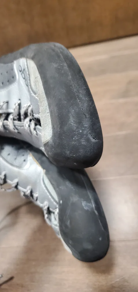 La Sportiva Nago Climbing Shoes 37 image indicator(5)