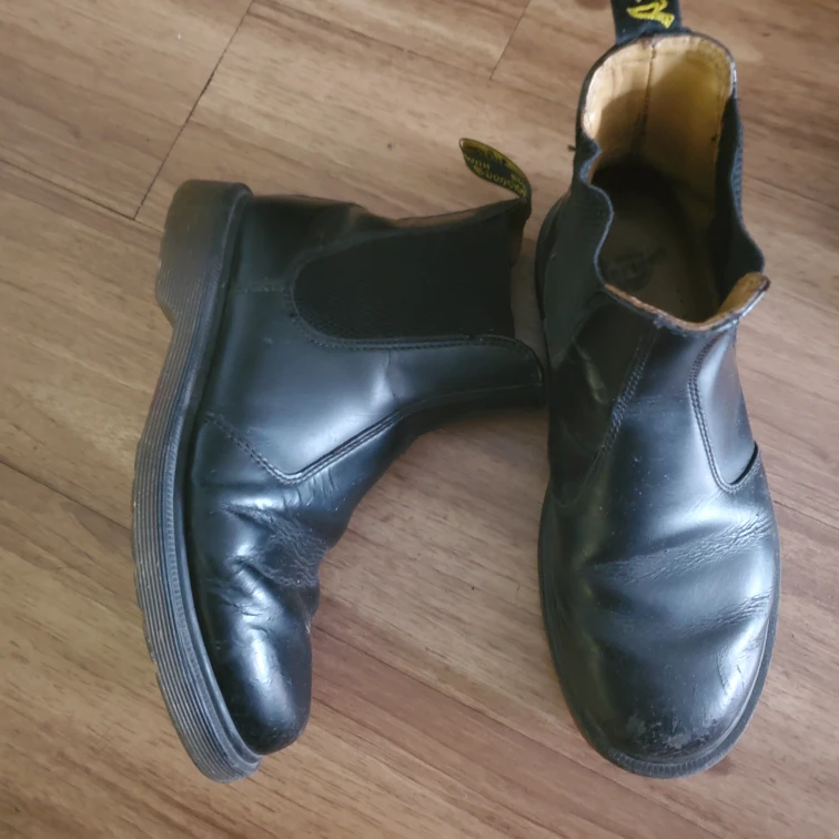 Doc Marten Chelsea Boots - photo 2