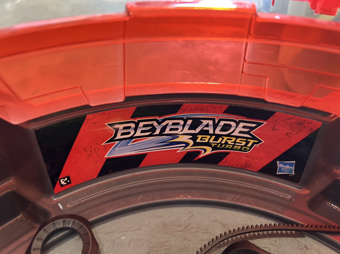 Beyblade Burst Turbo - photo 2