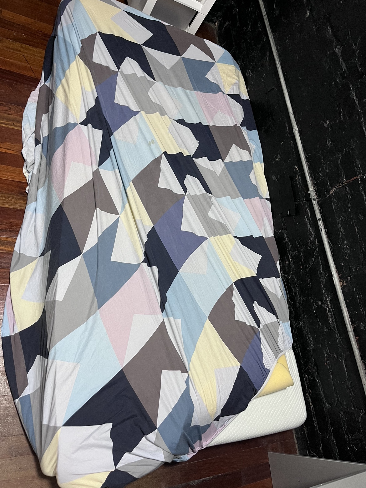 2 Twin beds - photo 2