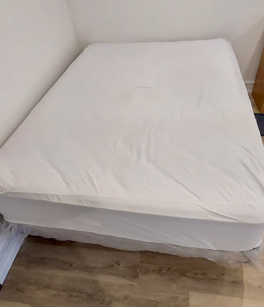 Queen Size mattress with box spring and base