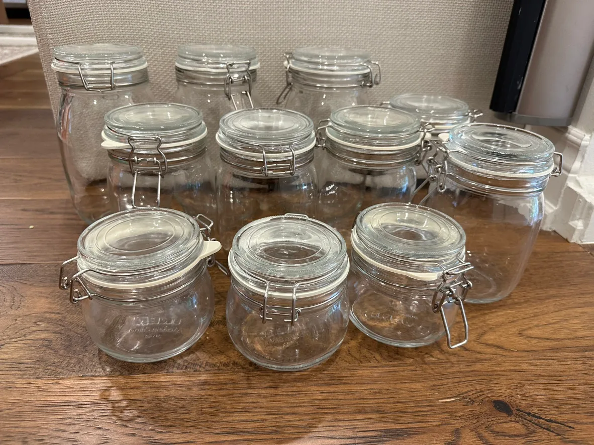 Glass jars thumbnail