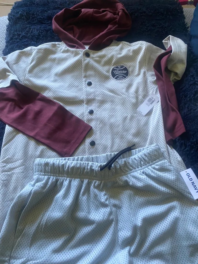 New Clothes Whole Lot image indicator(4)