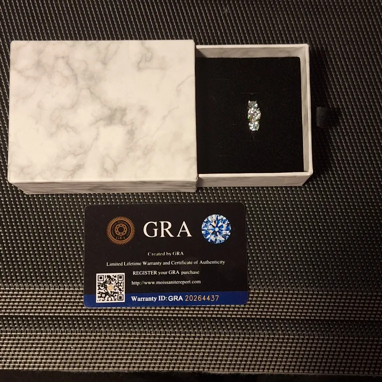 GRA Three Stone Moissanite  Ring SIZE 6 image indicator(2)