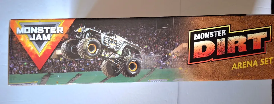 Monster Jam Monster Dirt Arina Kinetic Sand Playset image indicator(6)