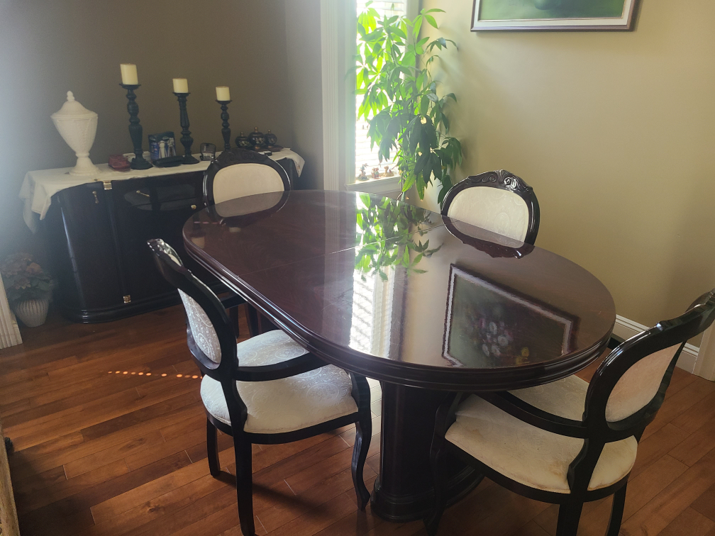 Diningset 5chaires  and sidebord - photo 3
