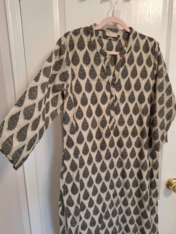 Beautiful Kurta for Women image indicator(2)