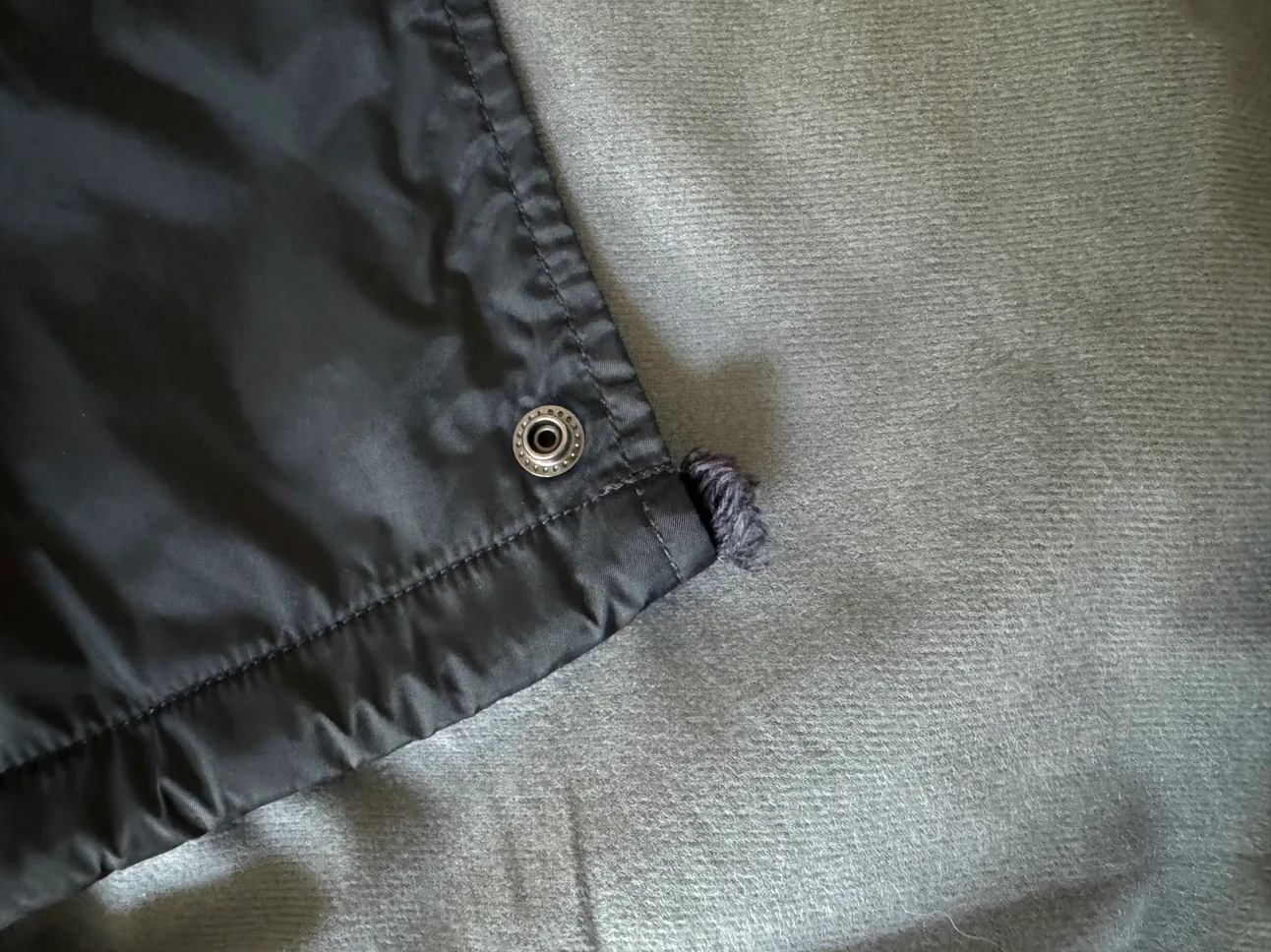 Vans Off the Wall Original Black Jacket - Men’s image indicator(5)