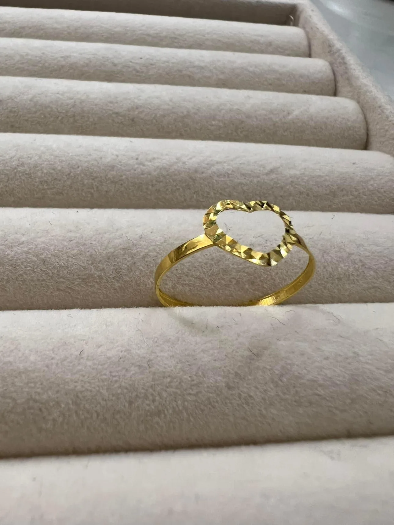18k Real Gold Heart Ring thumbnail
