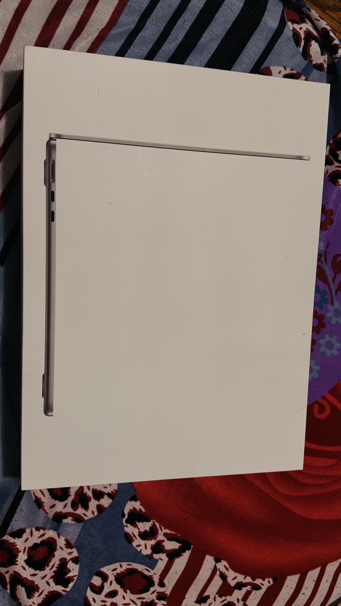 MacBook Air 13inch 2024 - photo 2